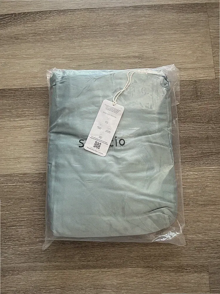 Tencel Queen Sheets Set 5pc Light Green Deep Fitted Luxuriously Soft