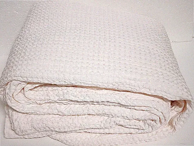 Threshold King Tencel Lyocell Midweight Waffle Bed Blanket Ivory Lt. Pink hue