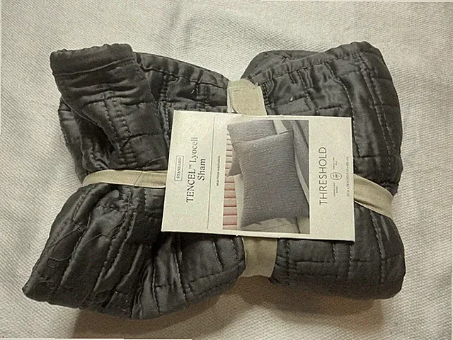 Threshold TENCEL Lyocell Sham Standard Quilted 20"x26 New Grey