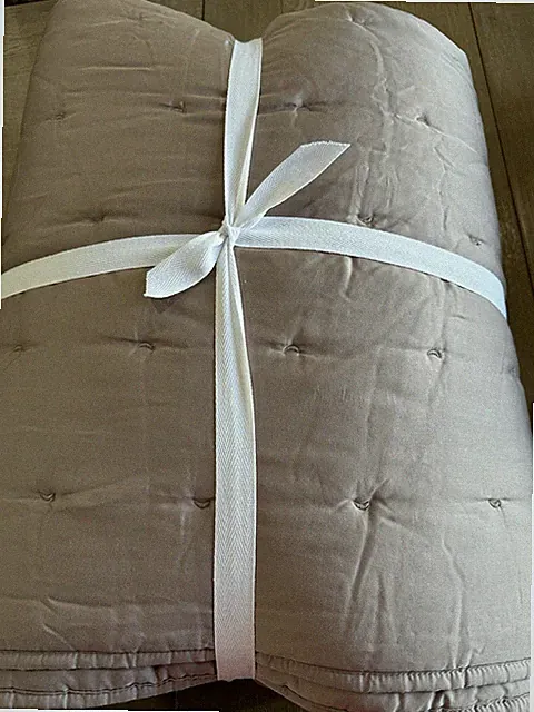 West Elm Tencel Crescent queen Quilt Mauve